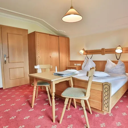 Rosspointnerhof Guest house